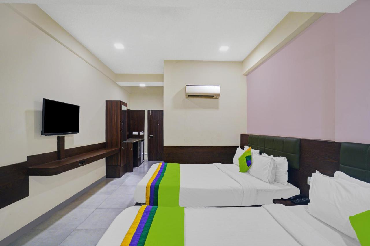 Greenotel Rooms Hazira, Surat Exterior foto