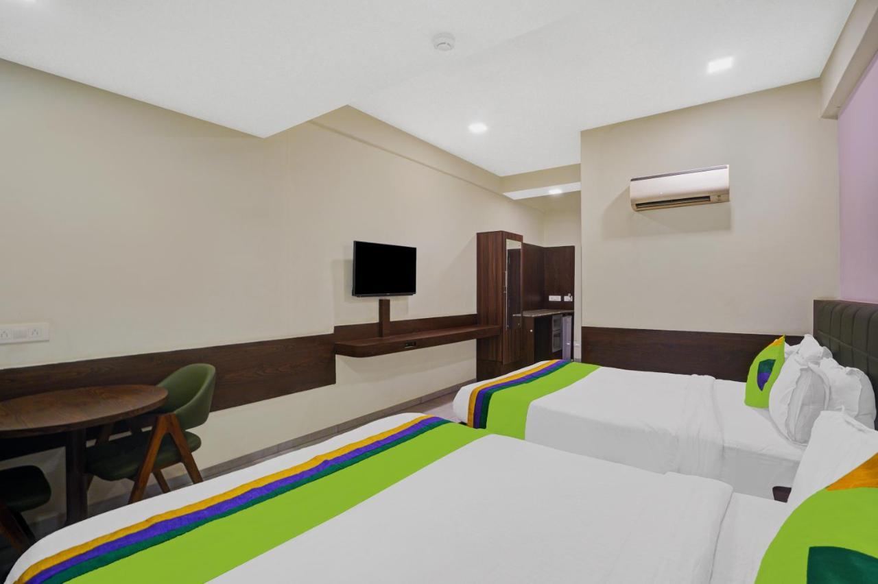 Greenotel Rooms Hazira, Surat Exterior foto